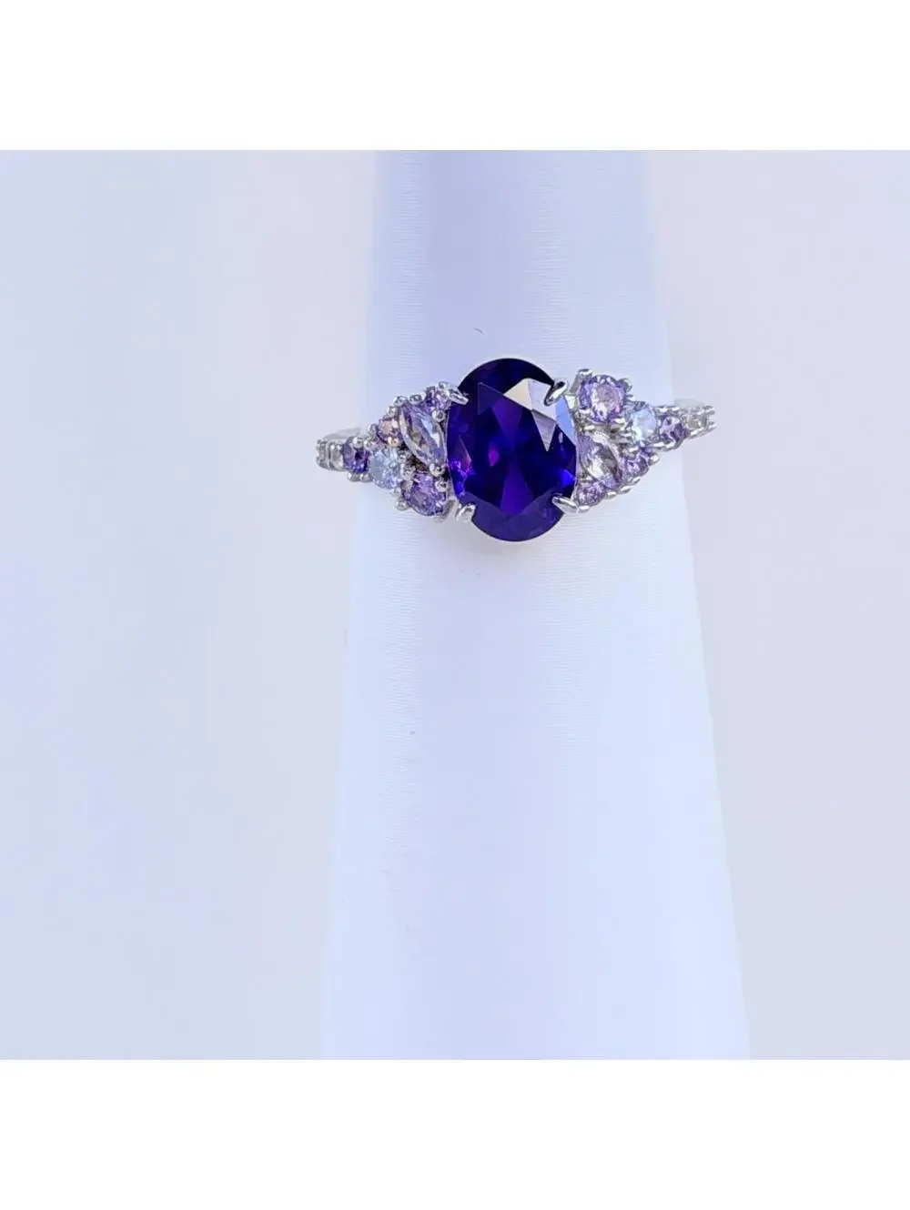 Bomb Party Sterling Club Ring Sz 8 Gradient of Amethyst on .925 Sterling Silver